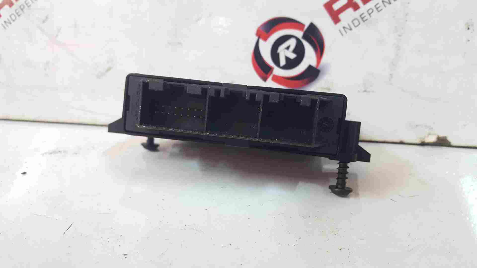 Thumb 4 Renault Clio MK3 2003-2012 Rear Parking AID Sensors  Module 8200750254