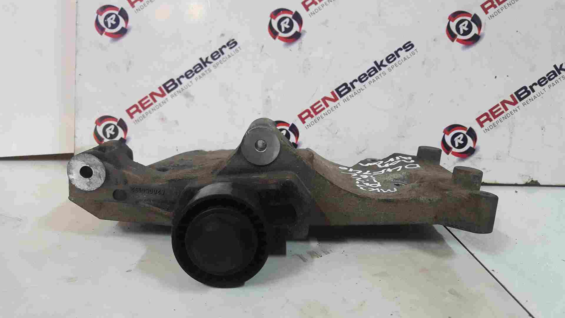 Thumb 8 Renault Clio MK3 2005-2009 1.2 16V Alternator Lower Bracket Mount NON Ac