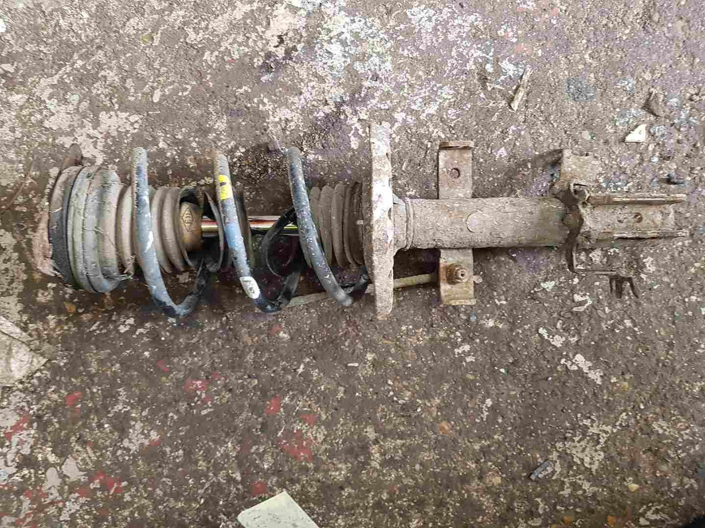 Renault Clio MK3 2005-2009 1.2 16V Drivers OSF Front Shock Spring Suspension