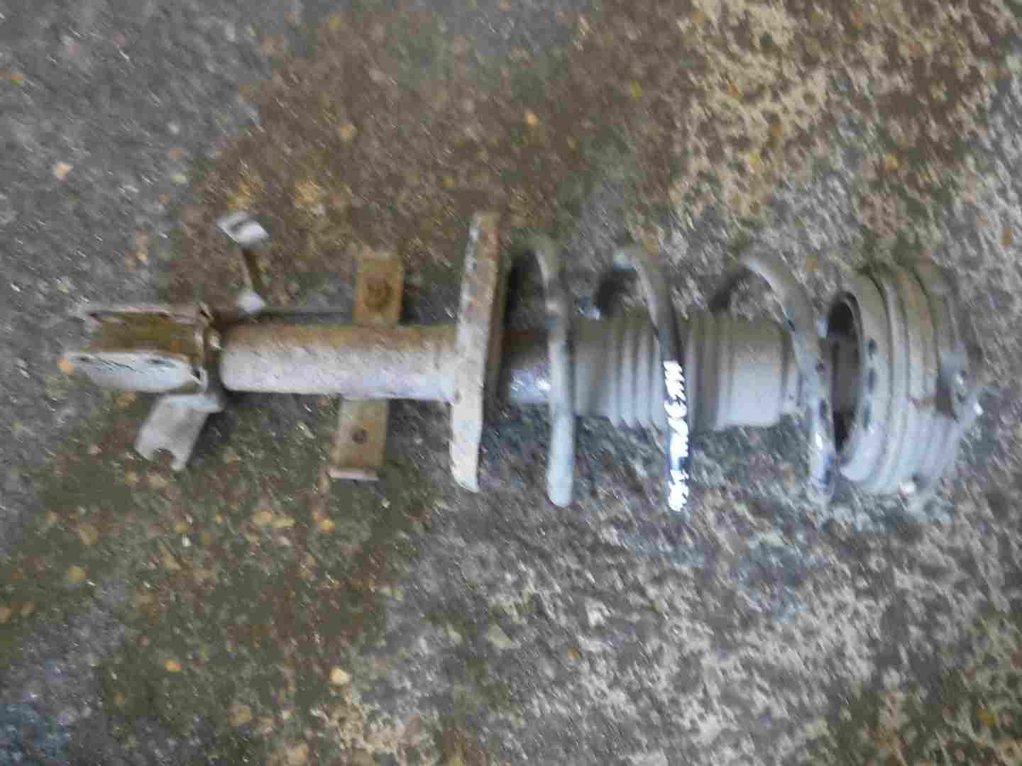 Renault Clio MK3 2005-2009 1.5 dCi Passenger NSF Front Spring Suspension Leg