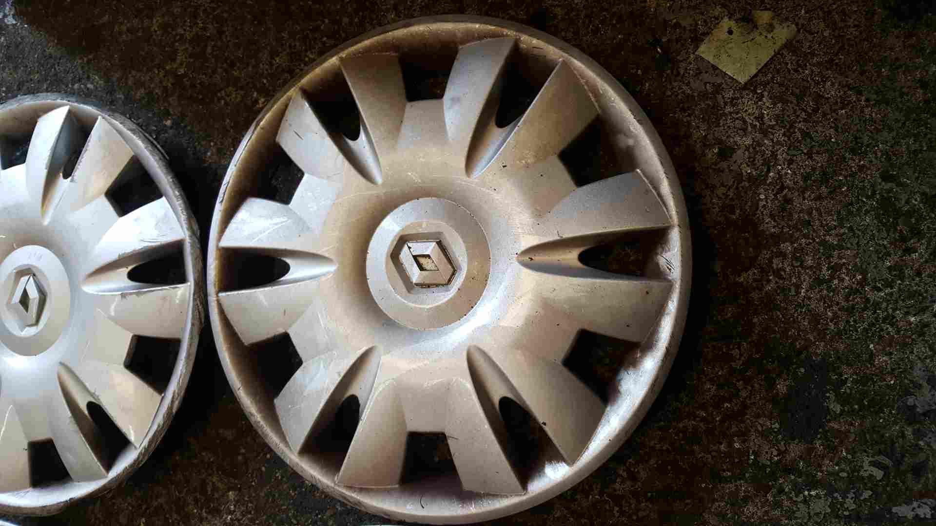Thumb 3 Renault Clio MK3 2005-2009 Aria 15Inch Steel Wheel Trims Cover 8200756827