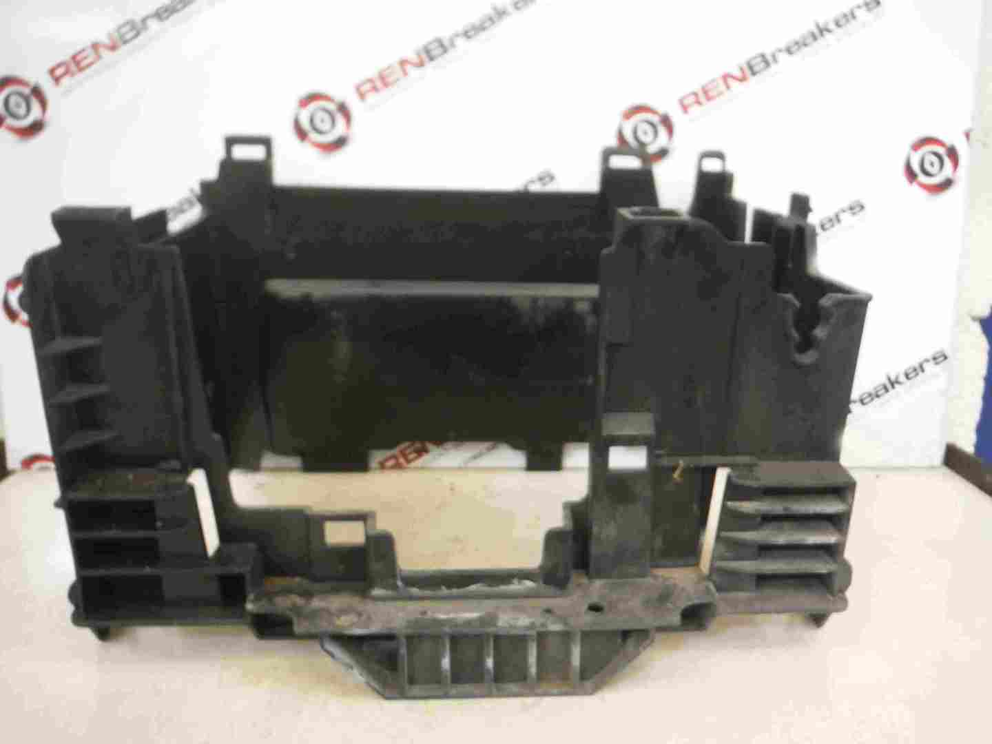 Renault Clio MK3 2005-2009 Battery Tray Mount Plastic Surround 8200314272
