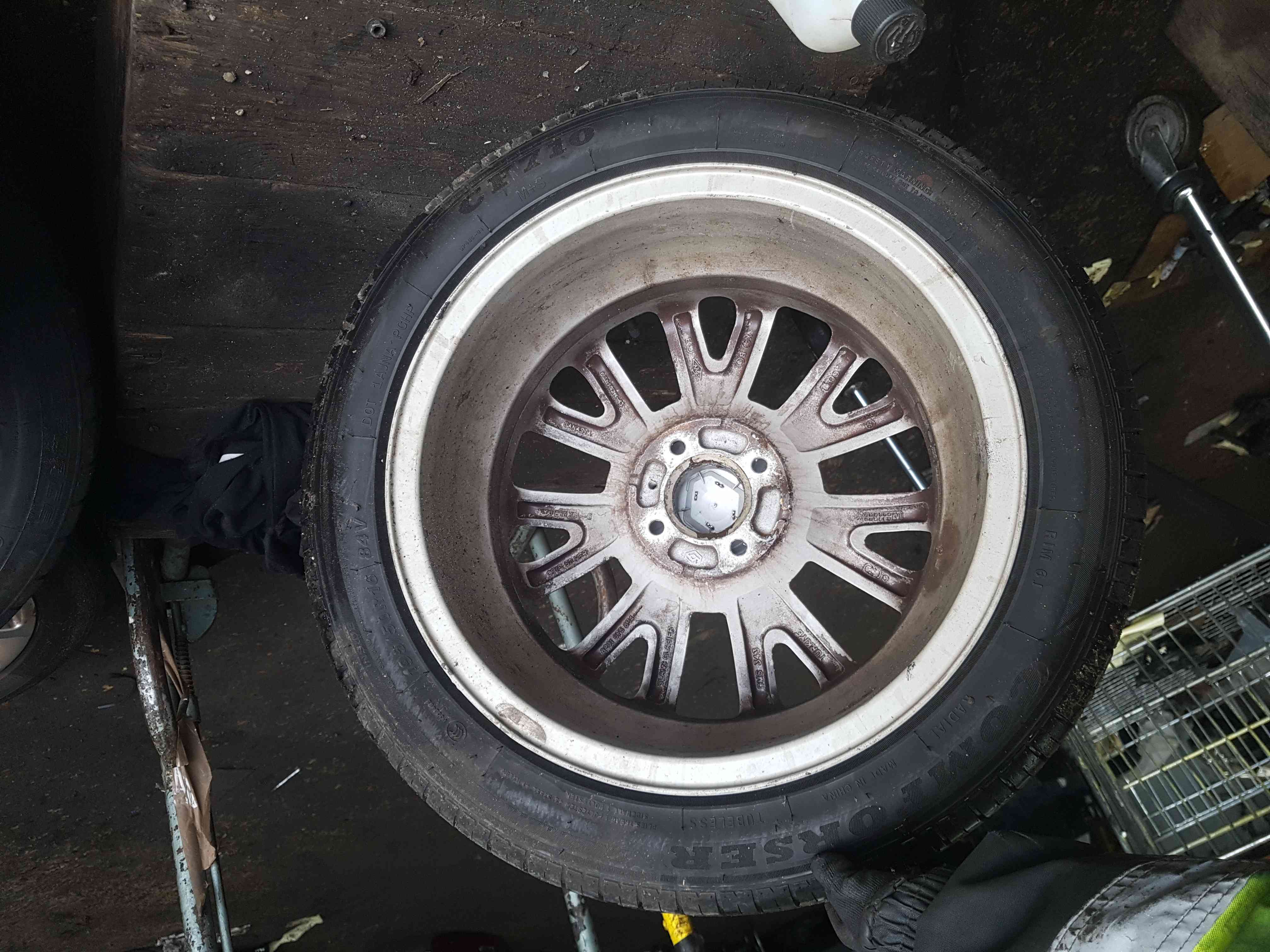 Thumb 7 Renault Clio MK3 2005-2009 Canasta Alloy Wheel + Tyre 195 50 16 5Mm 4/5