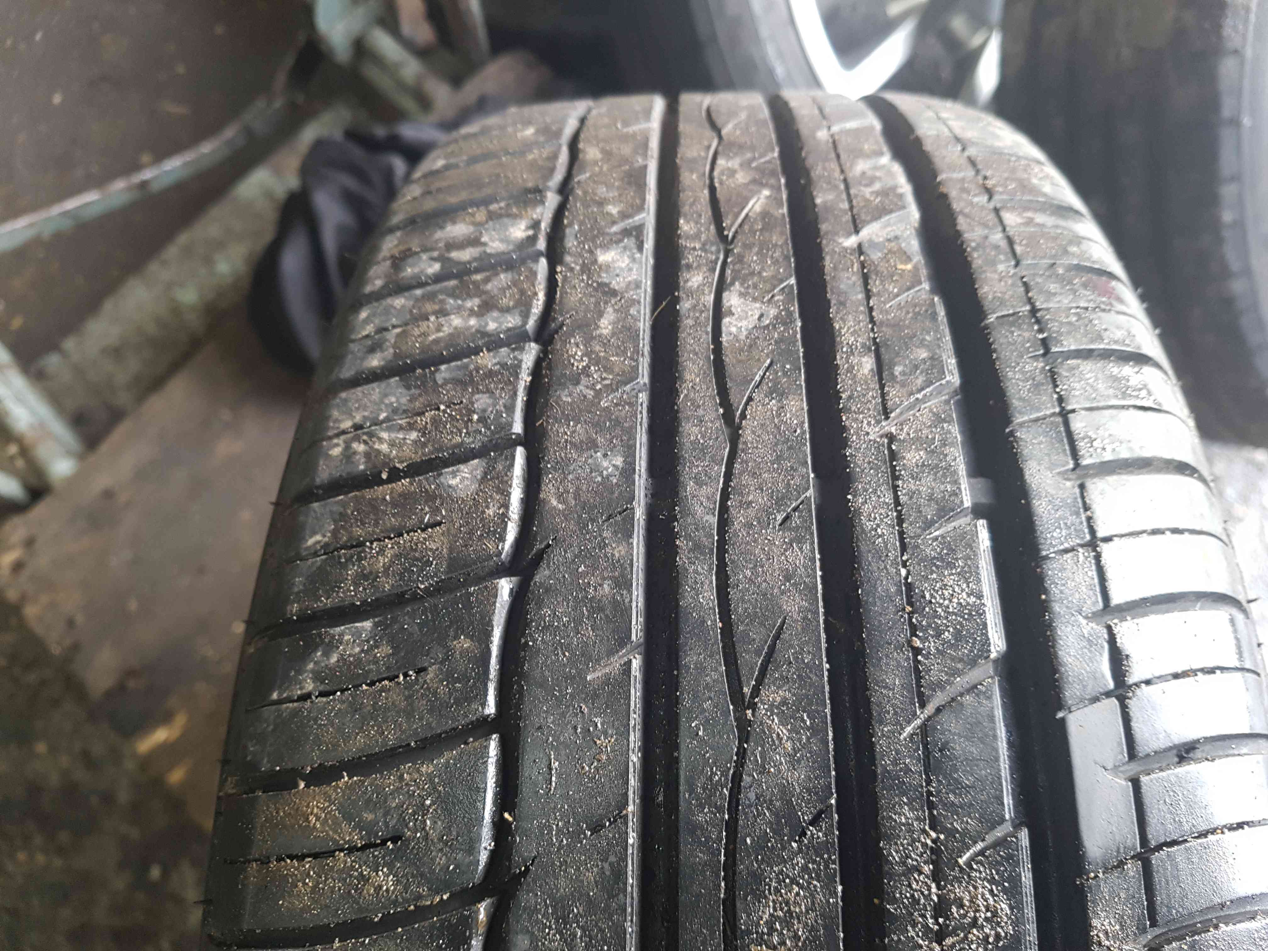 Thumb 5 Renault Clio MK3 2005-2009 Canasta Alloy Wheel + Tyre 195 50 16 5Mm 4/5