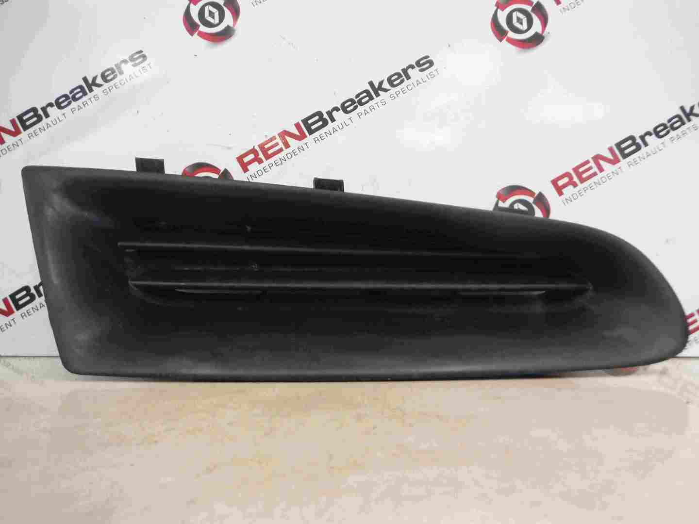 Renault Clio MK3 2005-2009 Drivers OSF Front Bumper Grile 8200682309