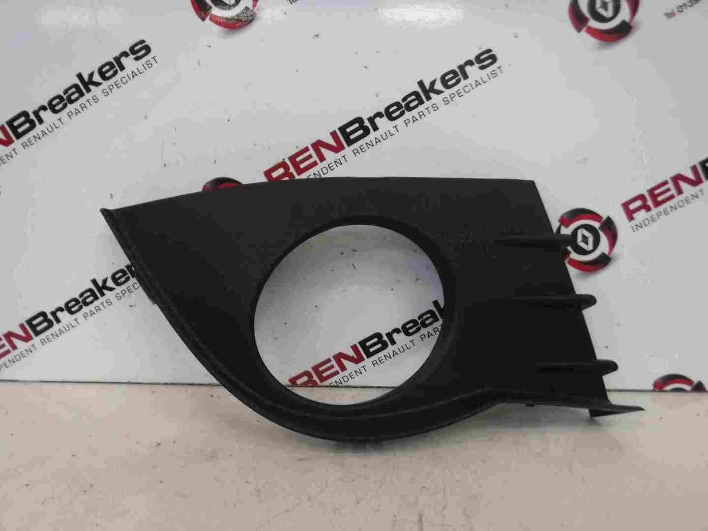 Renault Clio MK3 2005-2009 Drivers OSF Front Fog Light Surround Cover 8200682296
