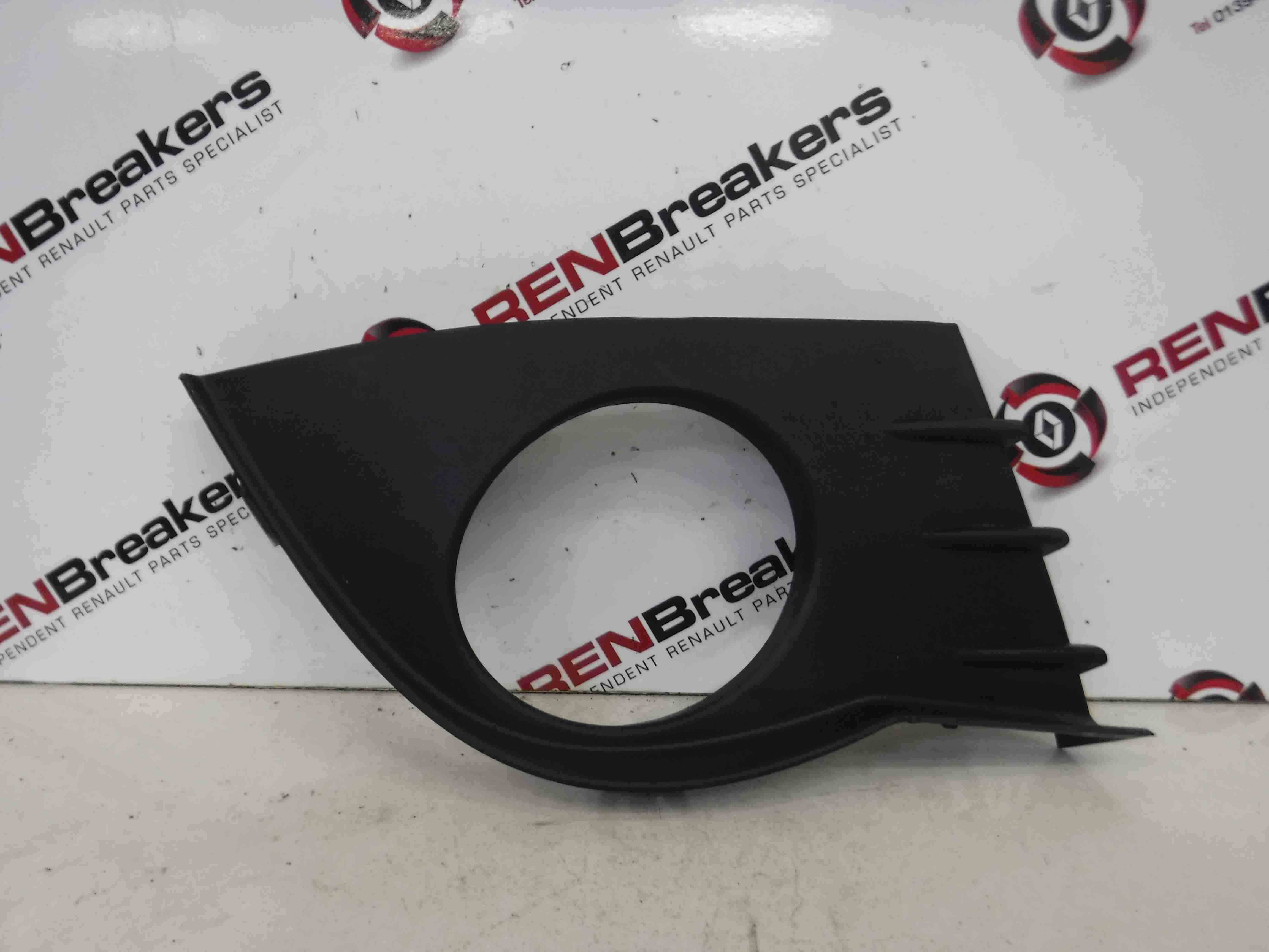 Renault Clio MK3 2005-2009 Drivers OSF Front Fog Light Surround Cover 1859427