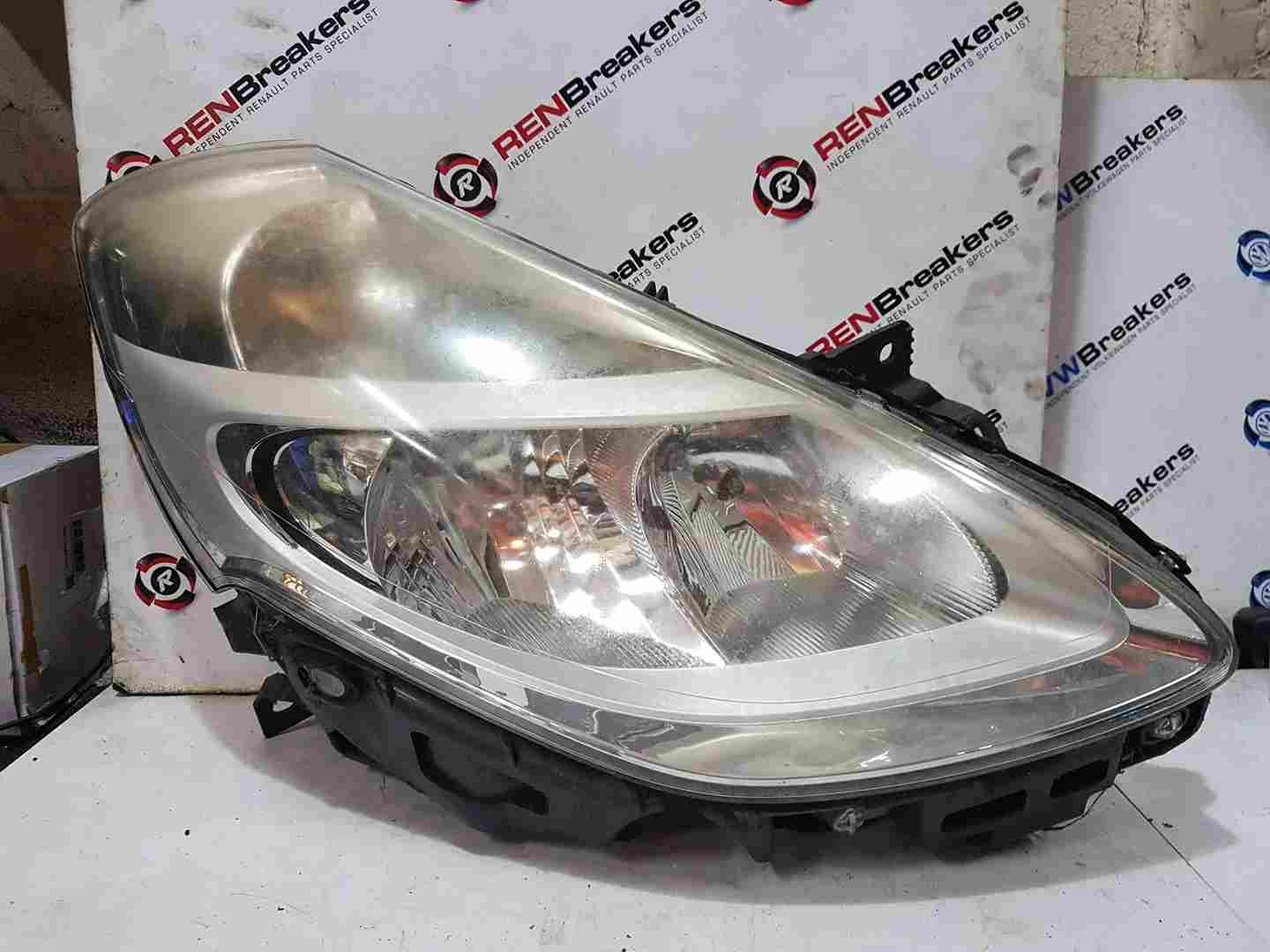 Renault Clio MK3 2009-2012 Drivers OSF Front Head Lamp Headlight Chrome Cloudy