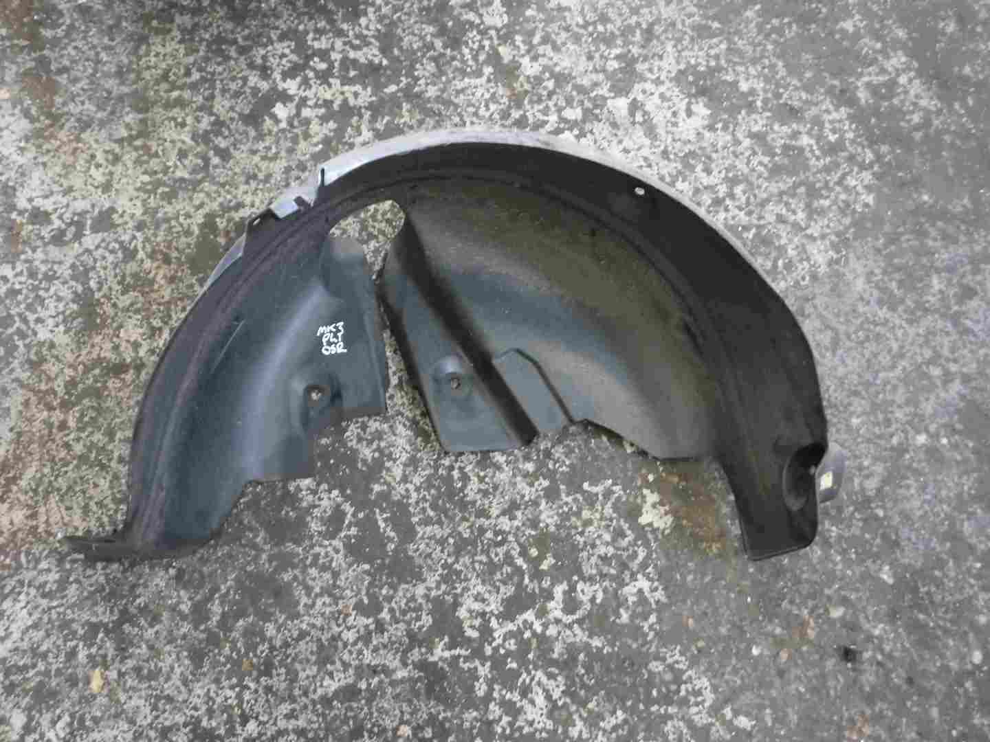 Renault Clio MK3 2005-2009 Drivers OSR Rear Arch Liner 8200289943
