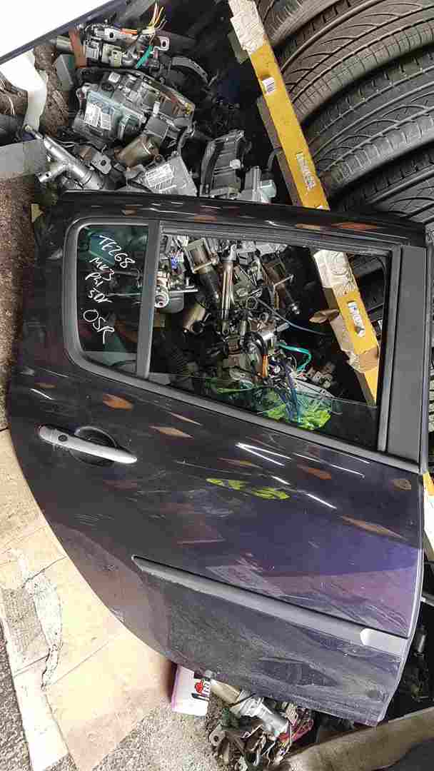 Renault Clio MK3 2005-2009 Drivers OSR Rear Door Silver Te268 268 purple