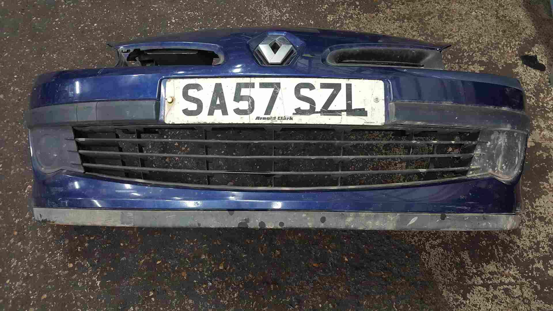 Thumb 5 Renault Clio MK3 2005-2009 Front Bumper Blue 432 185