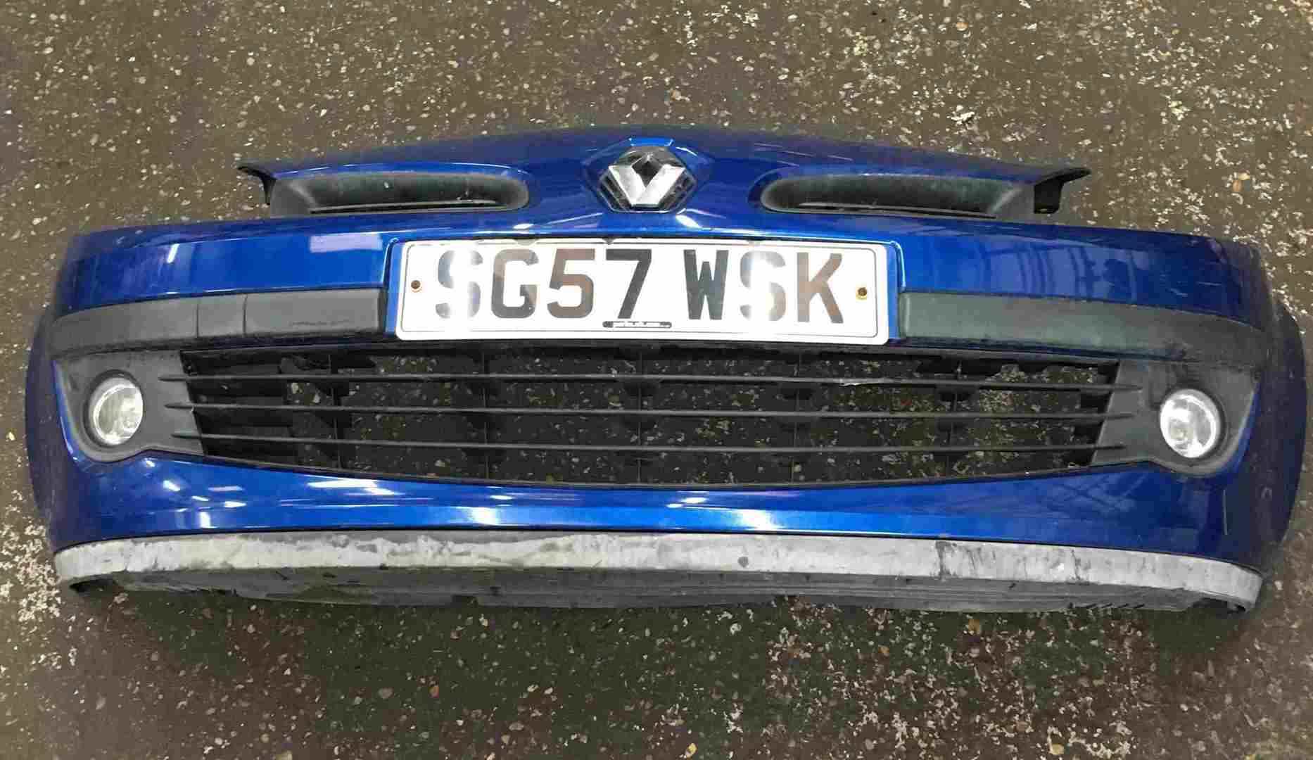 Renault Clio MK3 2005-2009 Front Bumper Blue 195 TERNA