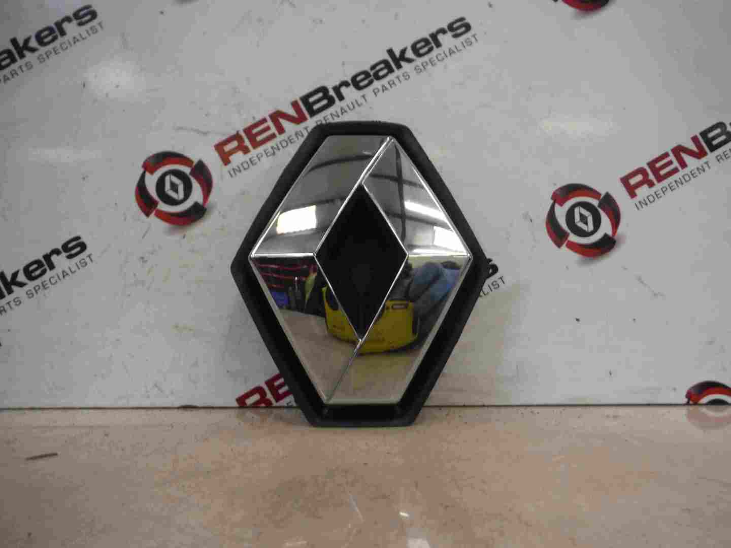 Renault Clio MK3 2005-2009 Front Bumper Diamond Emblem 1 8200259267