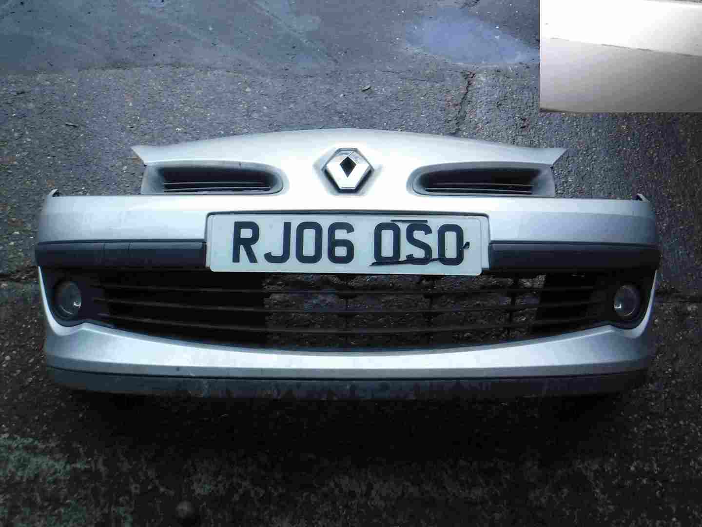 Renault Clio MK3 2005-2009 Front Bumper Silver TED69 185 Type