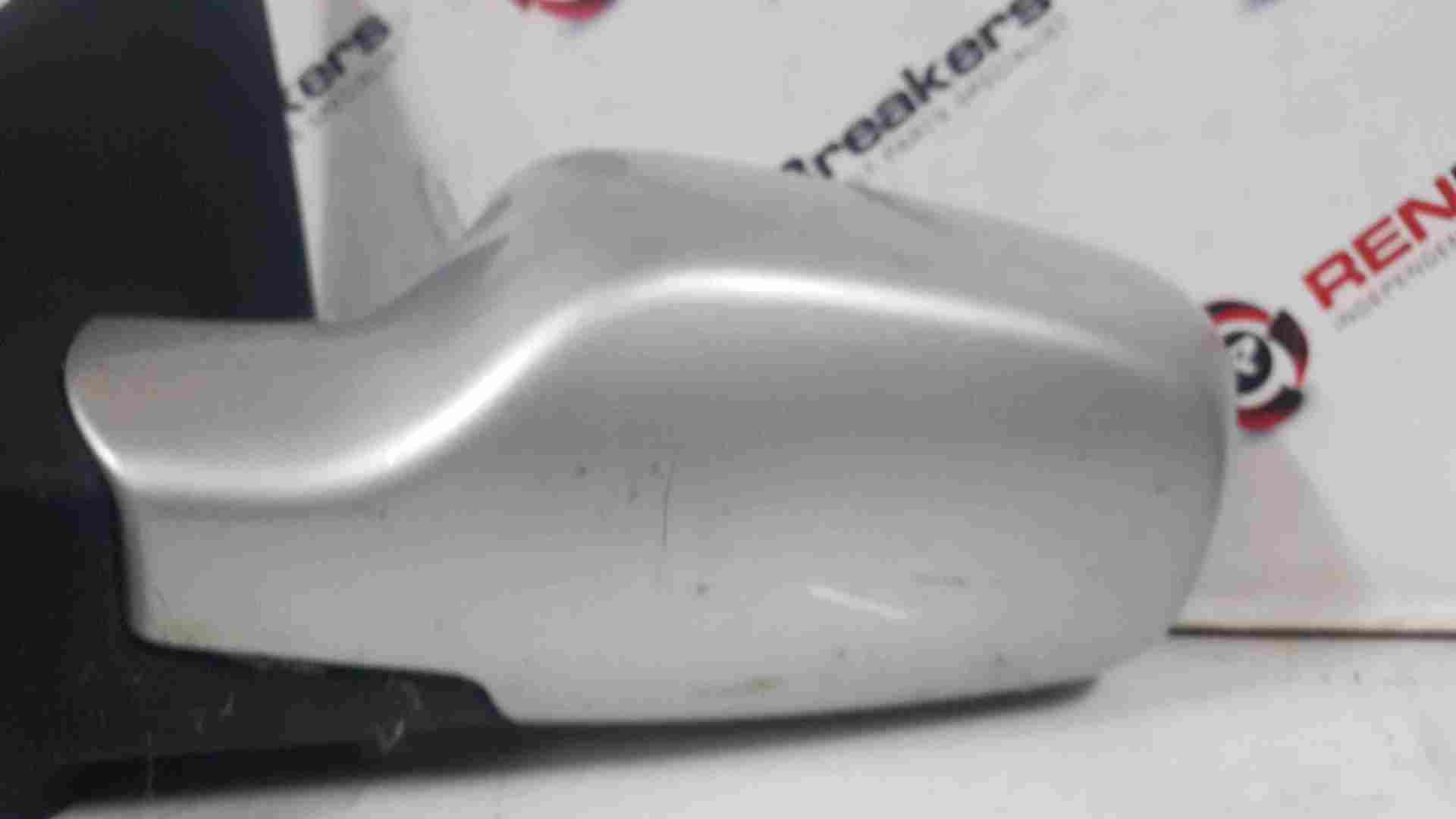 Thumb 3 Renault Clio MK3 2005-2009 Passenger Ns Wing Mirror Silver Ted69 cracked