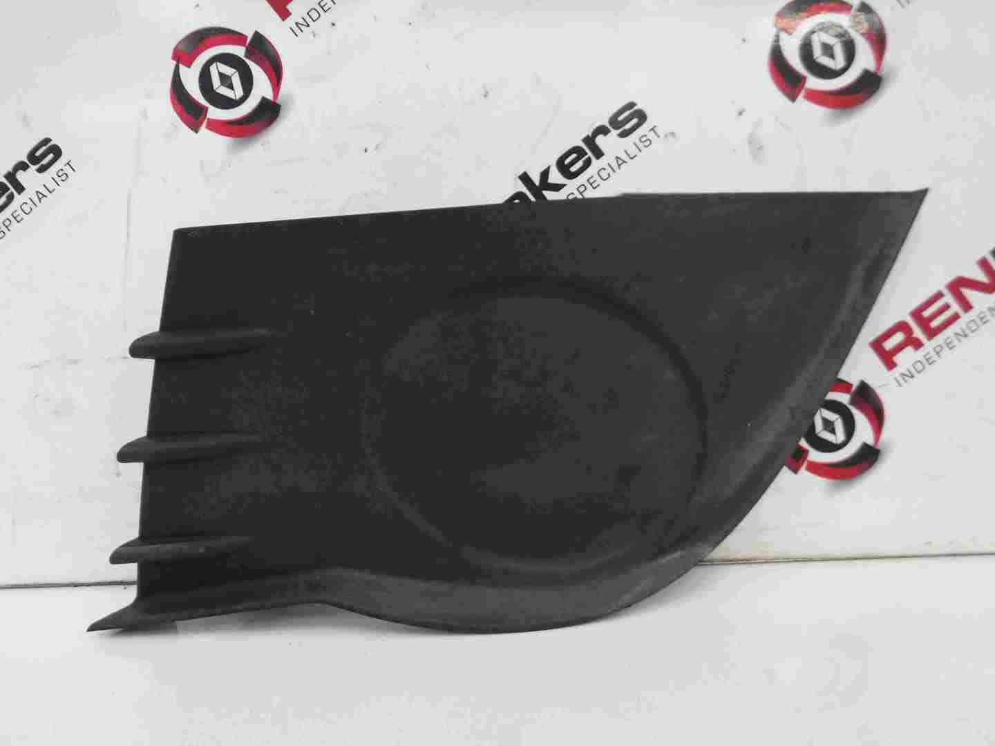 Renault Clio MK3 2005-2009 Passenger NSF Front Bumper Fog Light Cover 1859813