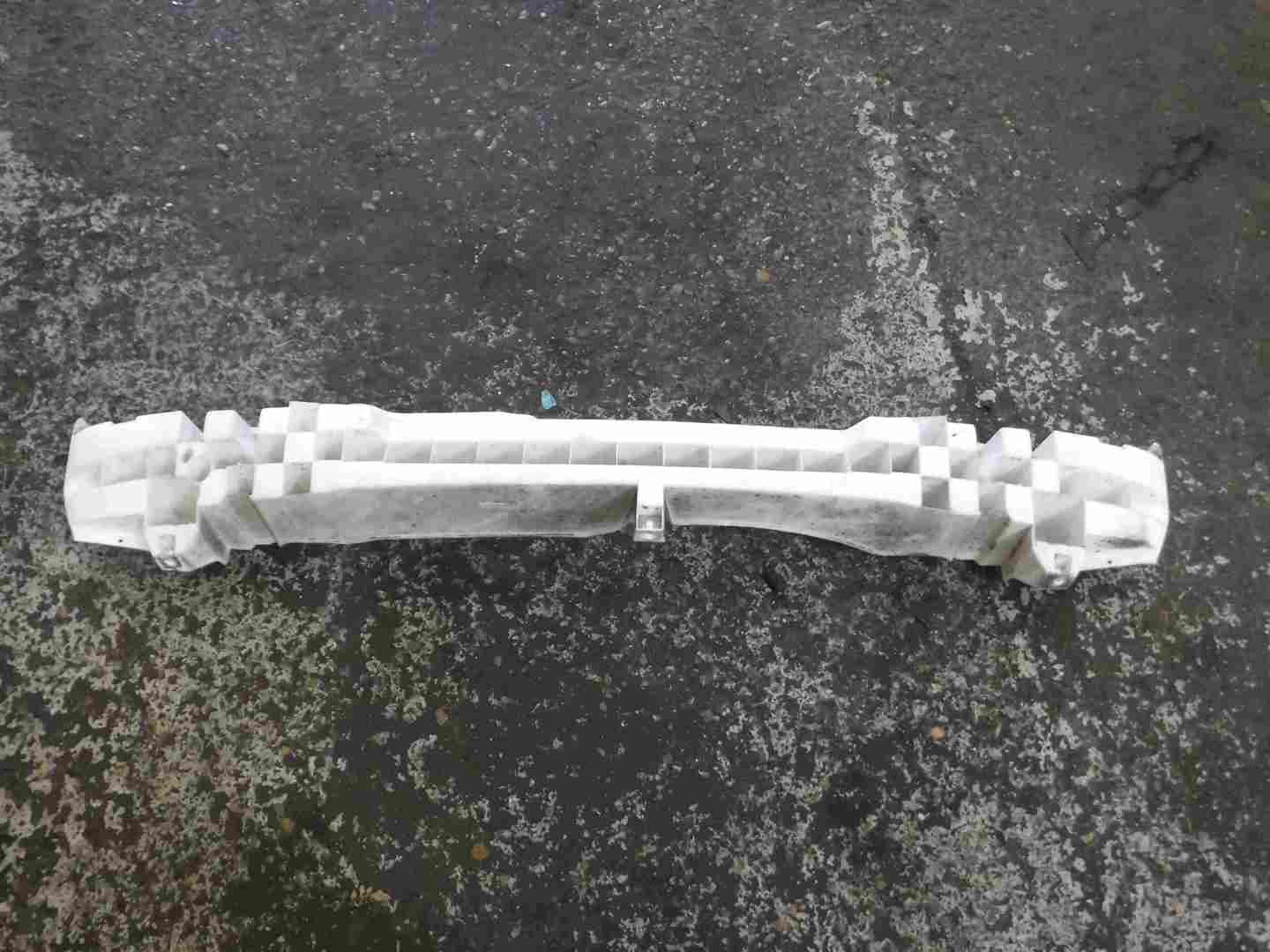 Renault Clio MK3 2005-2009 Rear Reinforcement Bumper Bar Plastic 8200290084