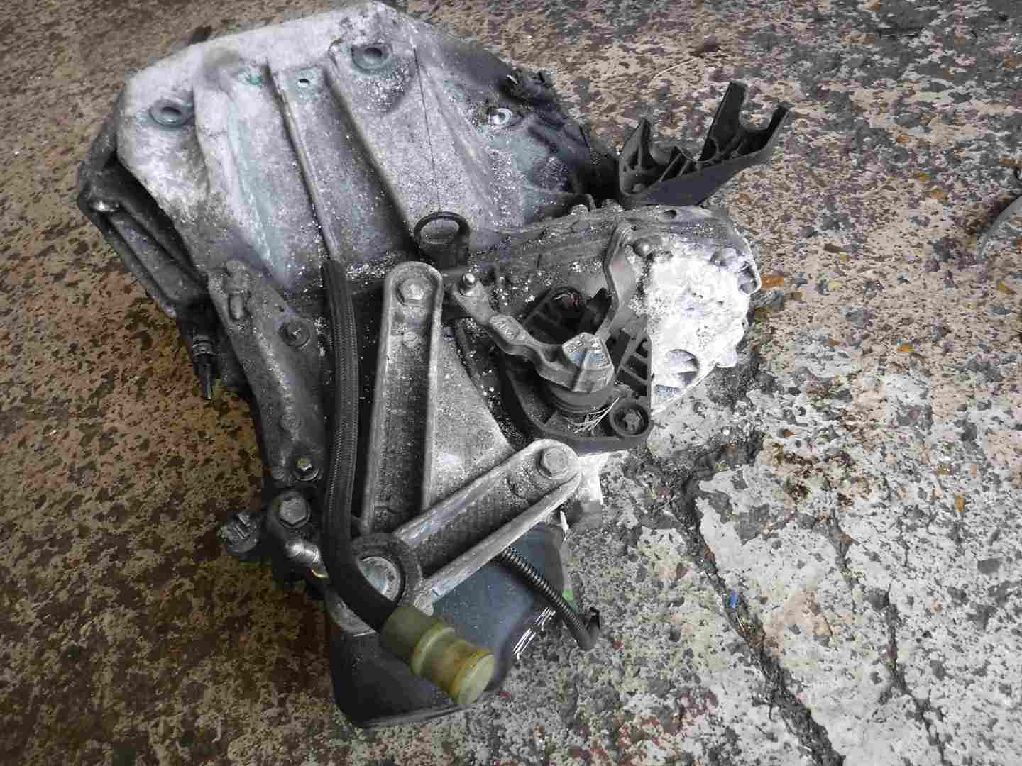 Renault Clio MK3 2005-2012 1.5 dCi  Gearbox JR5 128 jr5128