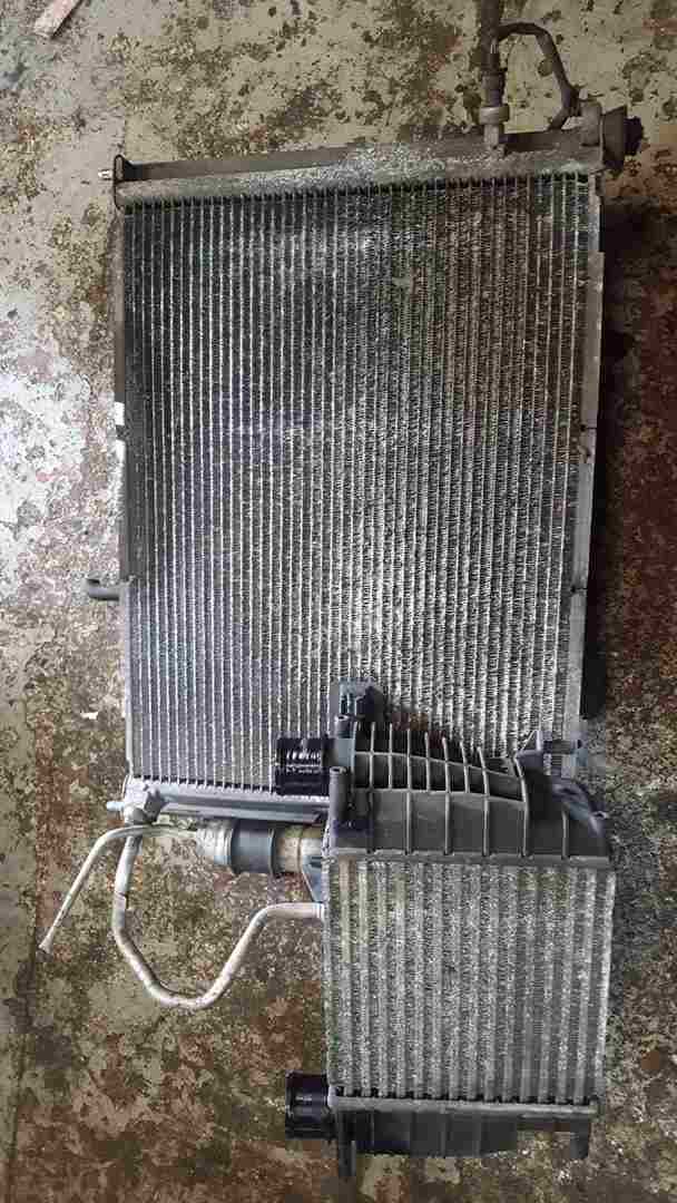 Thumb 5 Renault Clio MK3 2005-2012 1.5 DCI Radiator RAD Pack + Cooling FAN K9K766