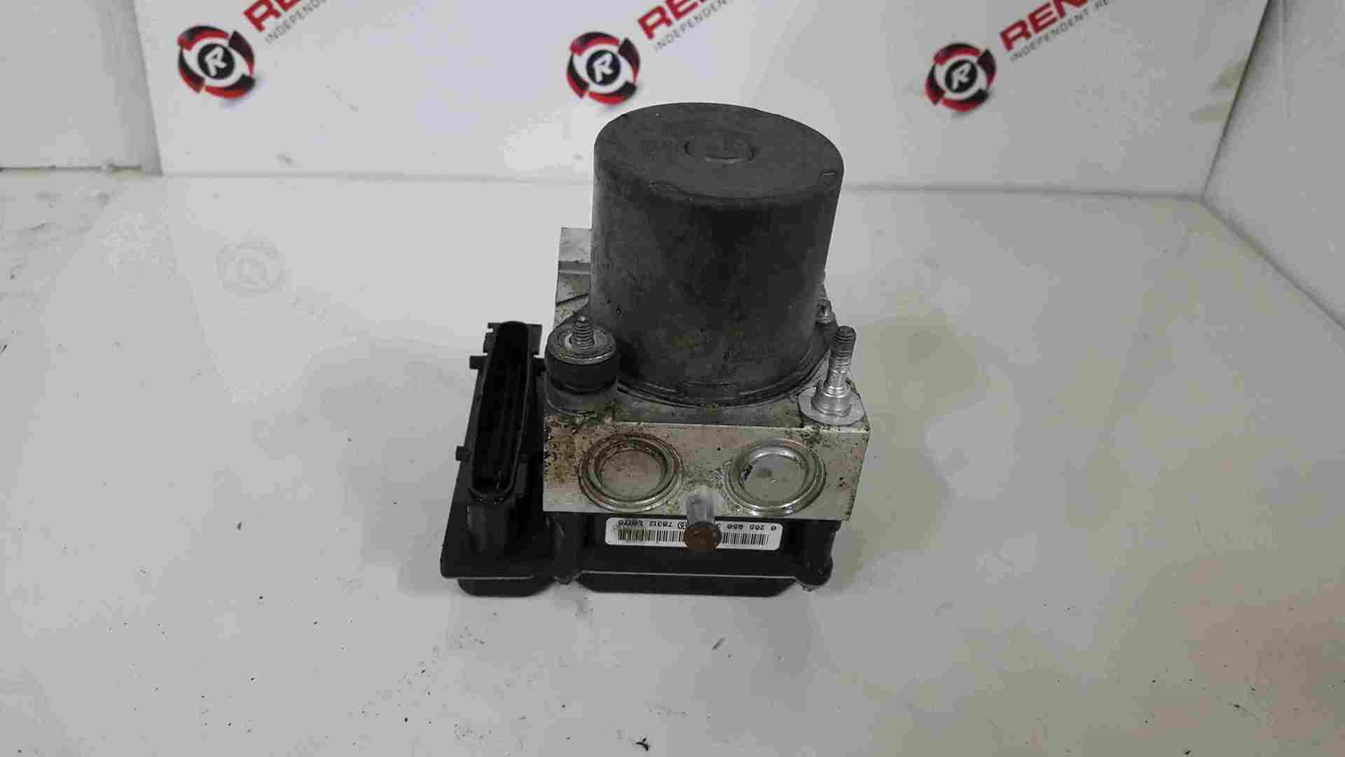 Renault Clio MK3 2005-2012 ABS Pump Unit 8200701499