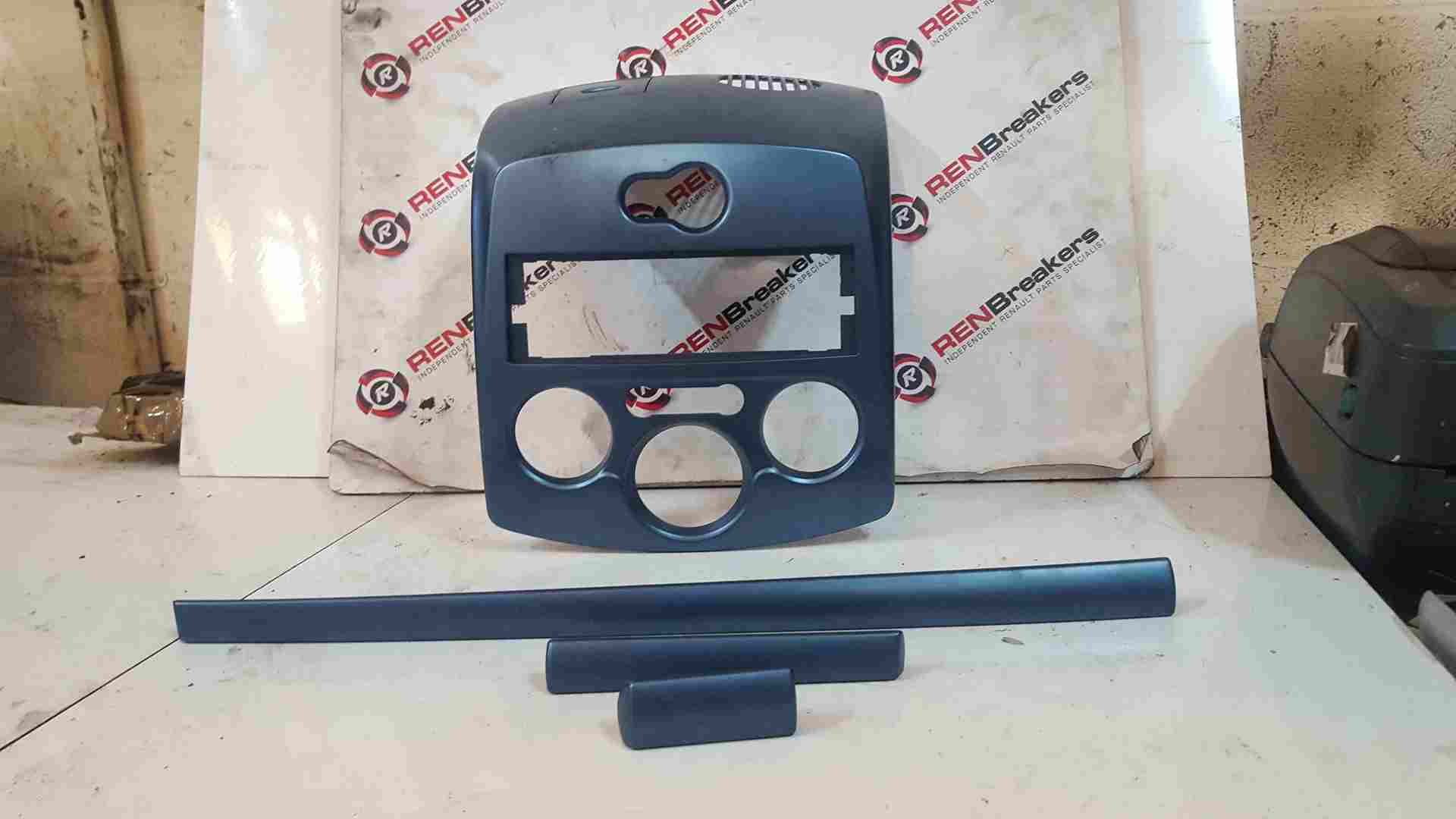 Thumb 9 Renault Clio MK3 2005-2012 Blue Centre Dashboard Trim Plastic Dash Inserts 
