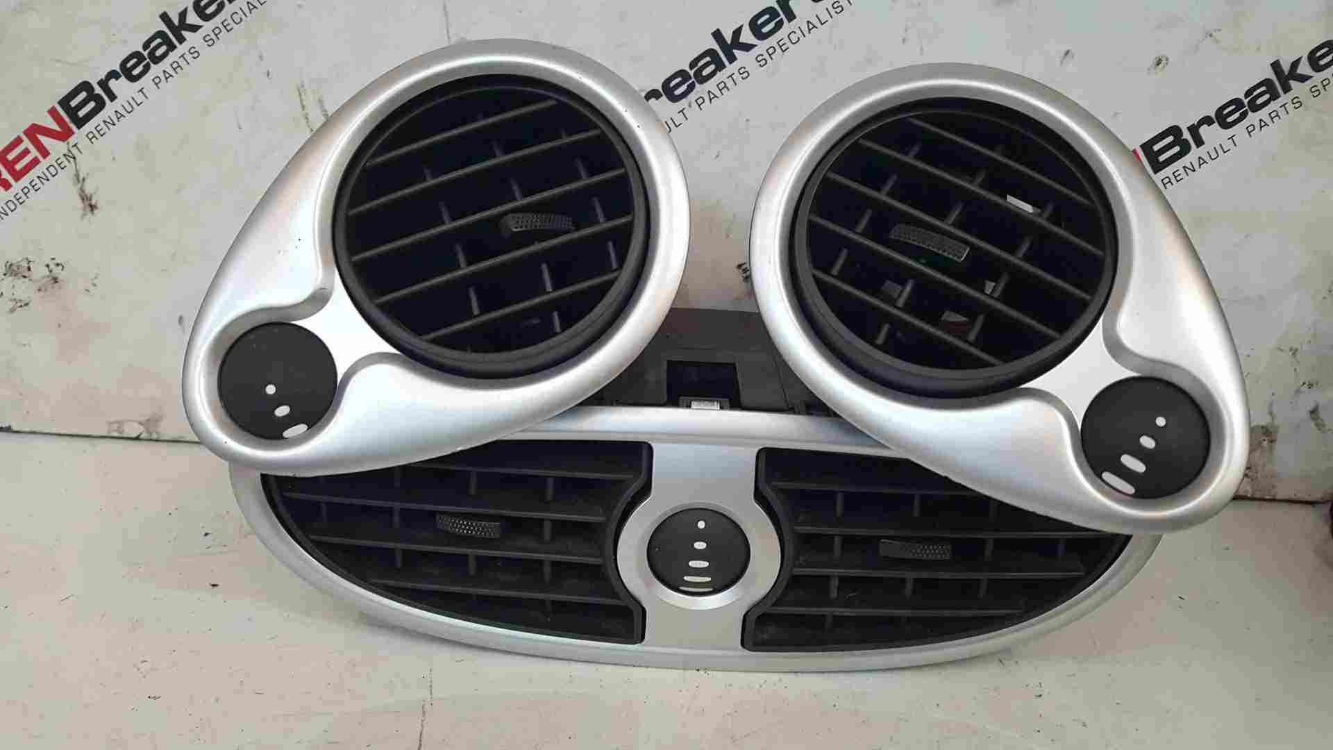 Renault Clio MK3 2005-2012 Centre OSF Nsf Heater Vent Vents AIR Blower Silver 