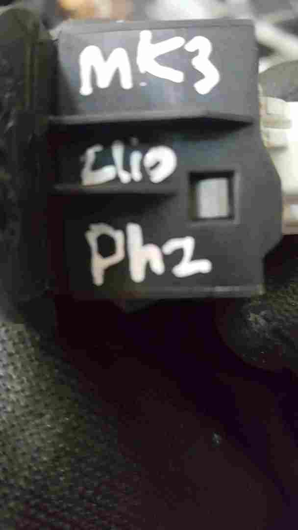 Renault Clio MK3 2005-2012 Cruise Control Switch Button