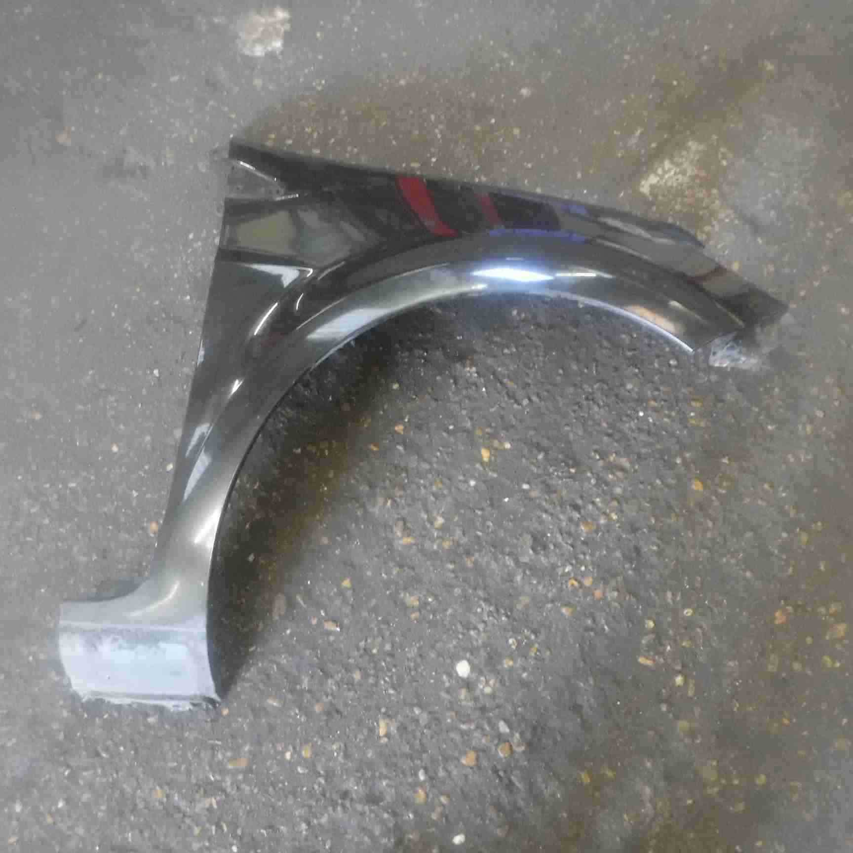 Renault Clio MK3 2005-2012 Drivers Os Wing Panel TEGNE Black 195