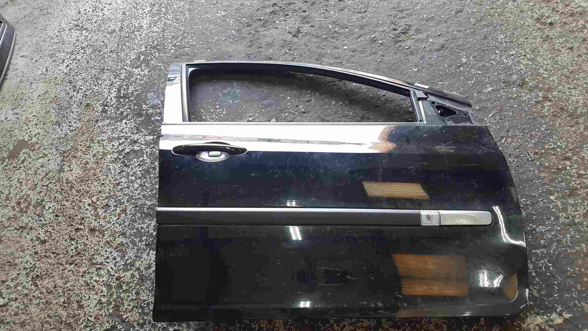 Renault Clio MK3 2005-2012 Drivers OSF Front Door Black TEGNE 5dr