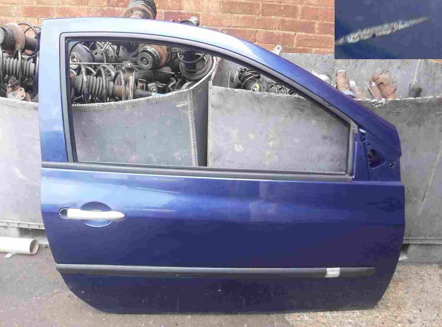 Renault Clio MK3 2005-2012 Drivers OSF Front Door Blue 432 3dr