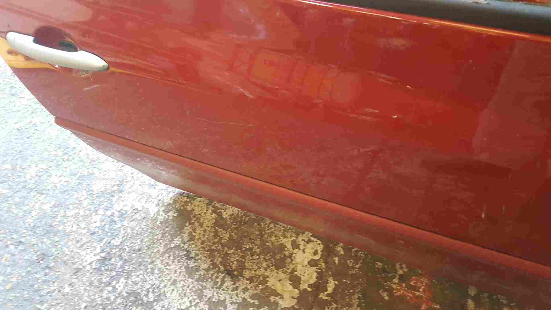 Thumb 4 Renault Clio MK3 2005-2012 Drivers OSF Front Door RED Tennj 3Dr