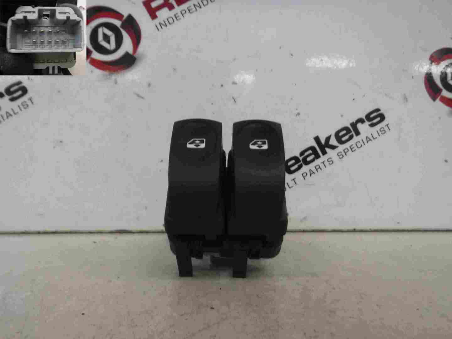 Renault Clio MK3 2005-2012 Drivers OSF Front Window Switch Grey Plug
