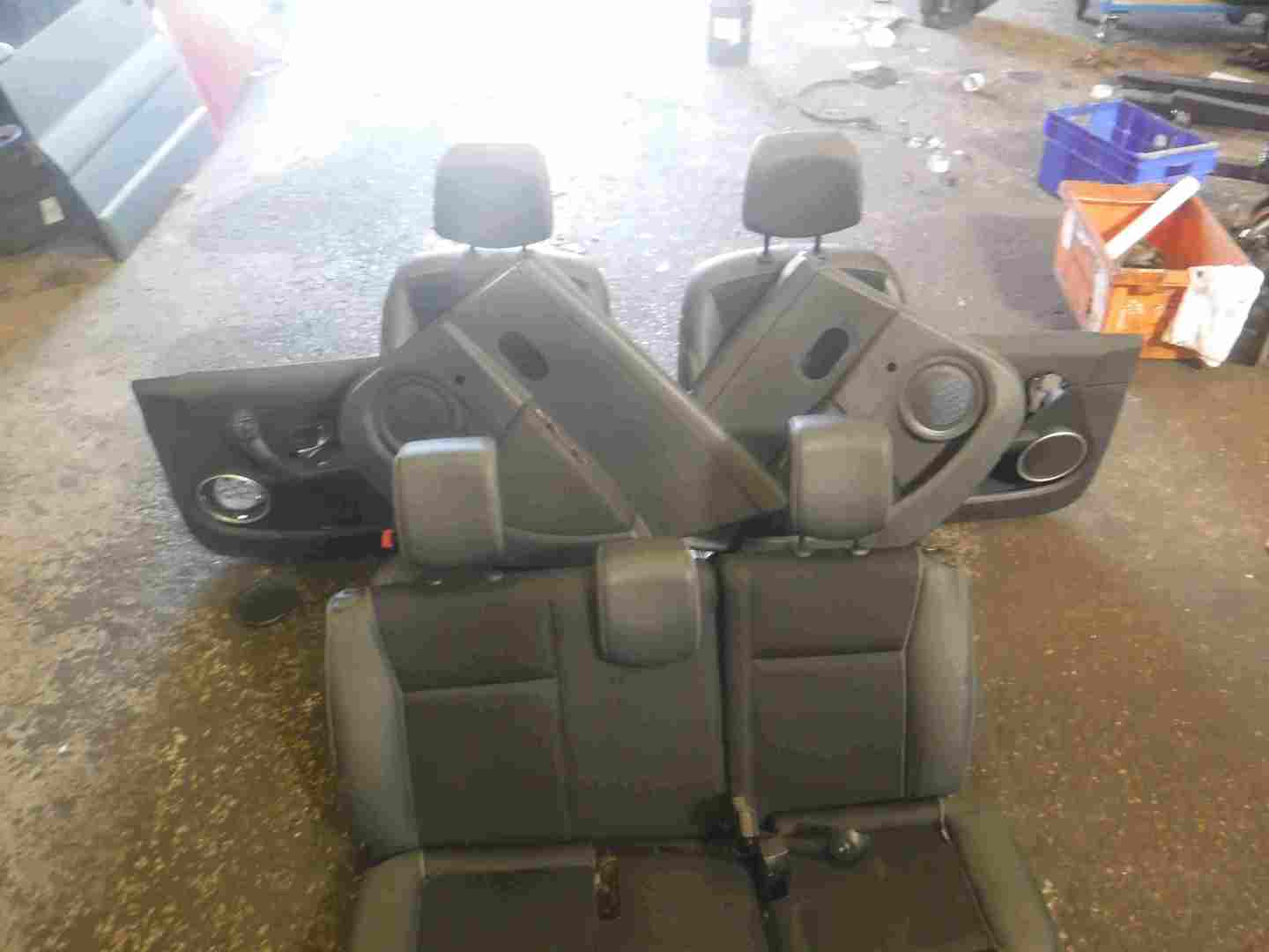 Renault Clio MK3 2005-2012 Full Half Leather Interior Door Cards Seats Set 5DR