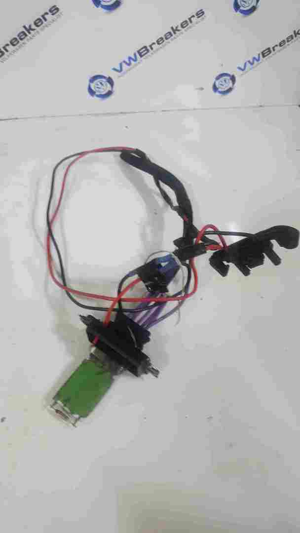 Thumb 2 Renault Clio MK3 2005-2012 Heater Blower Motor Resistor + Repair Loom