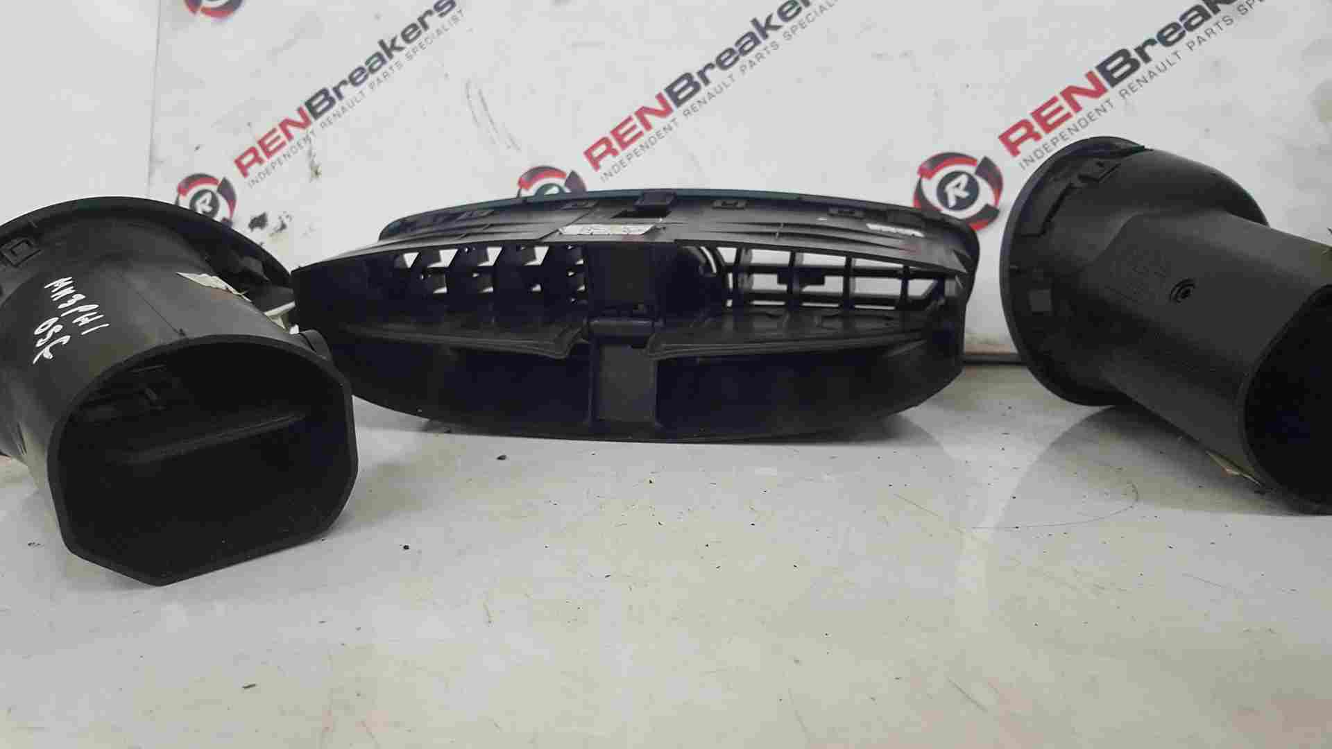 Thumb 3 Renault Clio MK3 2005-2012 Heater Vent Centre + Sides AIR Blower Center Black