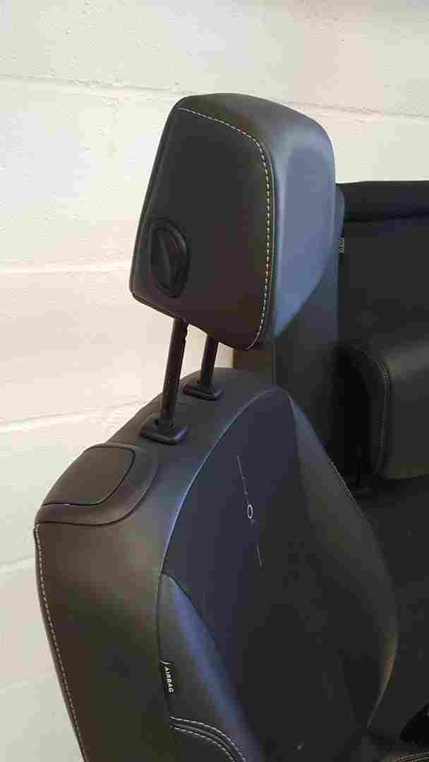 Thumb 11 Renault Clio MK3 2005-2012 Interior Seats Chairs SET Bench Half Leather 3Dr