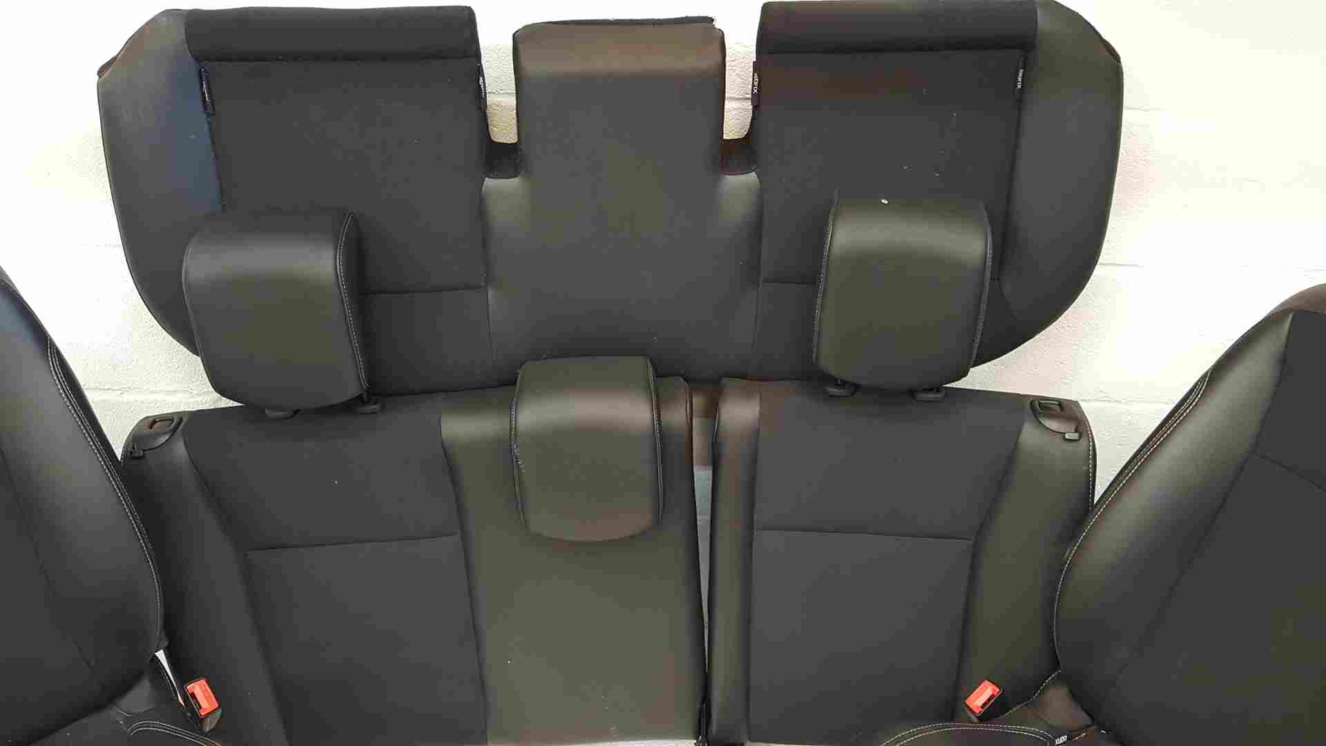 Thumb 4 Renault Clio MK3 2005-2012 Interior Seats Chairs SET Bench Half Leather 3Dr