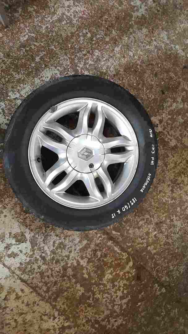 Renault Clio MK3 2005-2012 Mahonia Alloy Wheel 4/5 8200317802