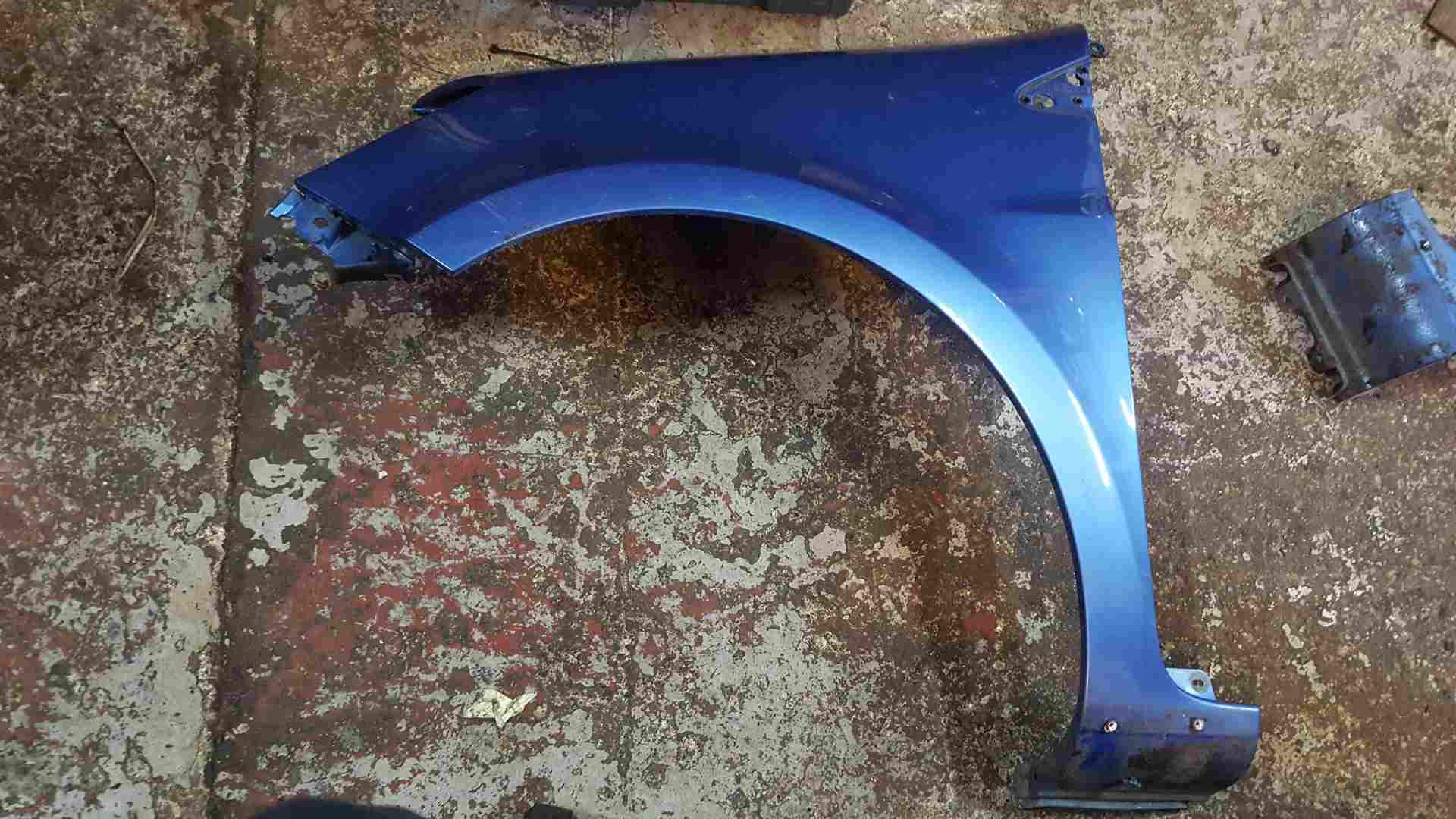 Thumb 4 Renault Clio MK3 2005-2012 Passenger Ns NSF Wing Panel Blue Ternt 195
