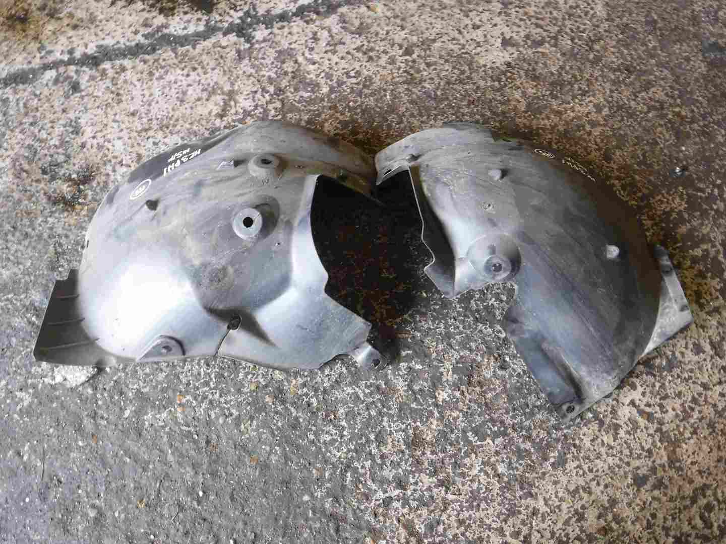 Renault Clio MK3 2005-2012 Passenger NSF Front Arch Liners 195 8200334162