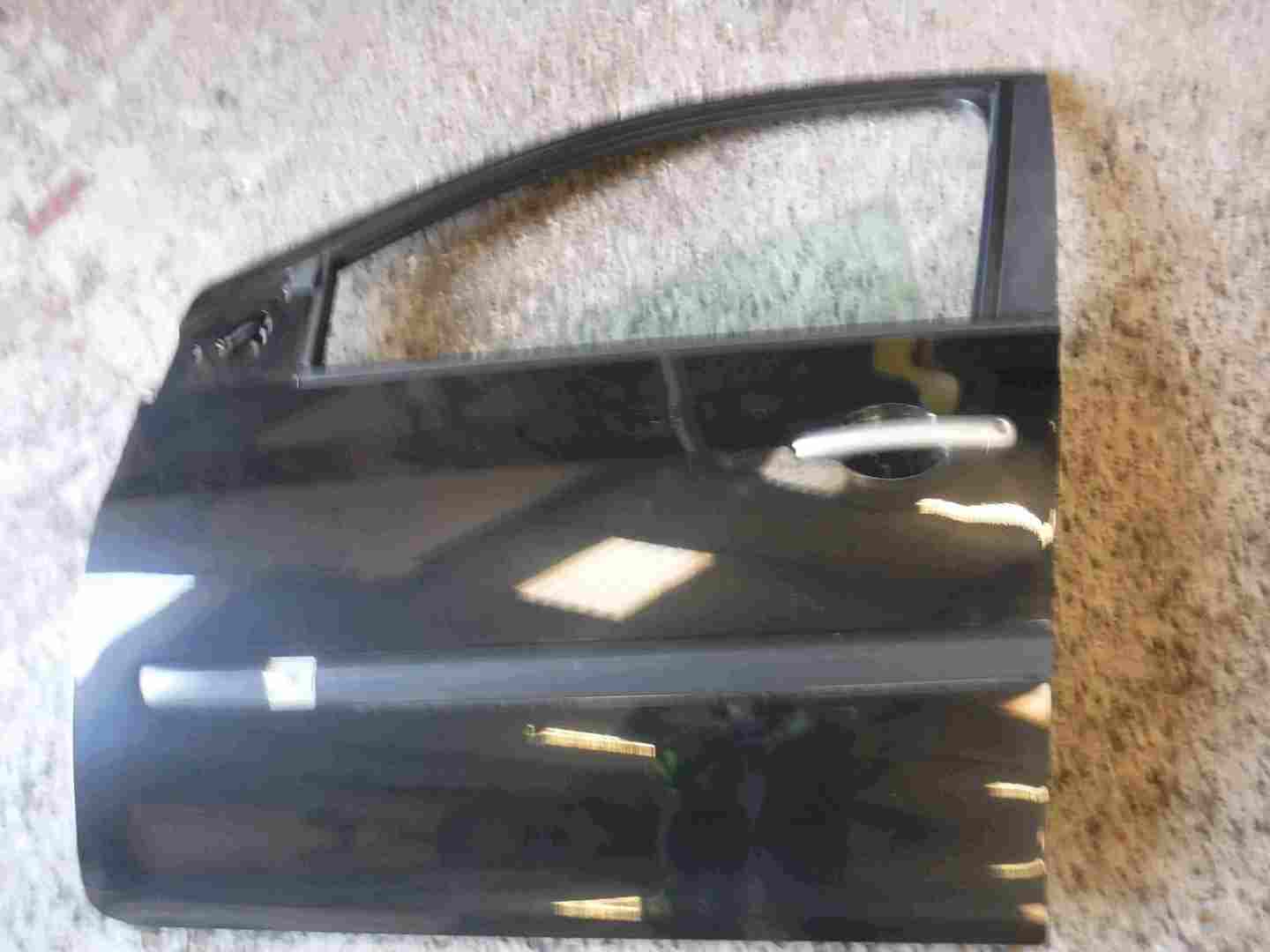Renault Clio MK3 2005-2012 Passenger NSF Front Door Black 676 5dr