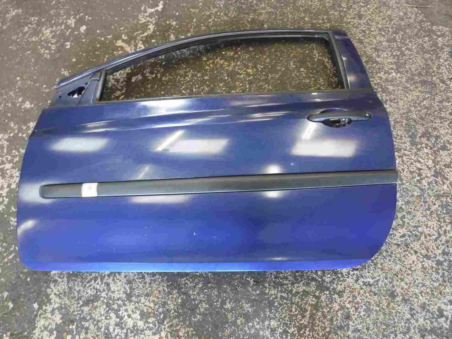 Renault Clio MK3 2005-2012 Passenger NSF Front Door Blue 432 3dr