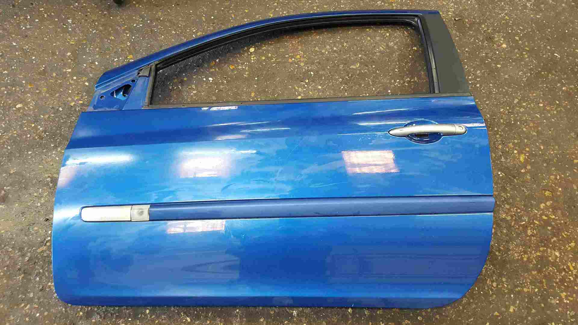 Thumb 3 Renault Clio MK3 2005-2012 Passenger NSF Front Door Blue TERNA 3dr