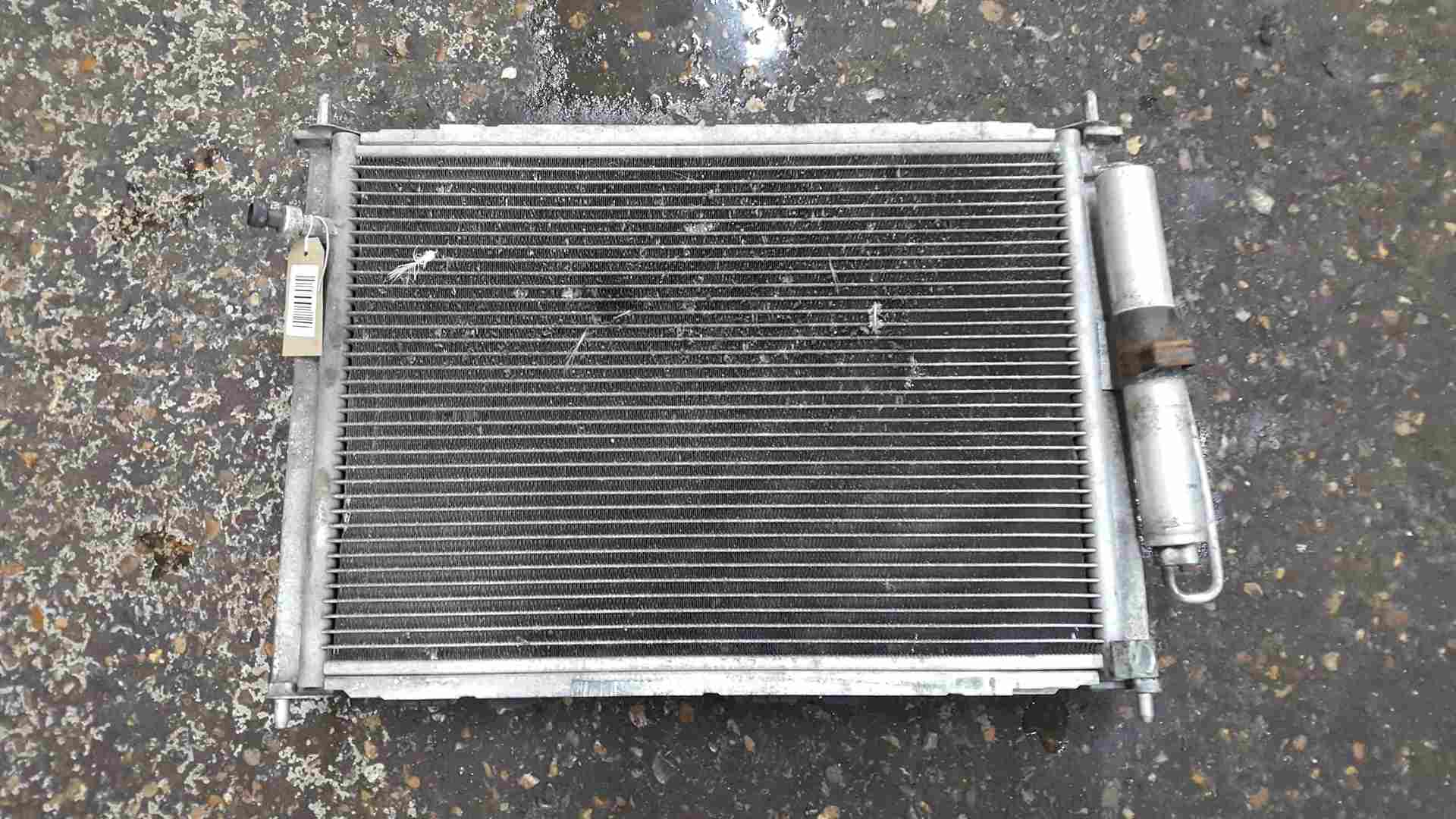 Renault Clio MK3 2005-2012 Radiator Rad Pack Cooling Fan 8200688375