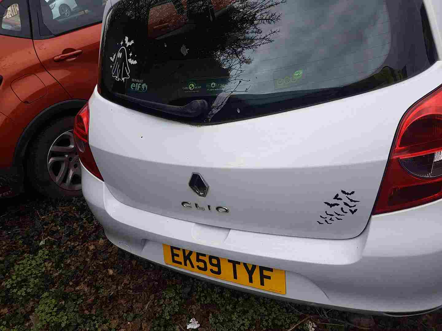 Thumb 5 Renault Clio MK3 2005-2012 Rear Boot Tailgate White Ov369 .