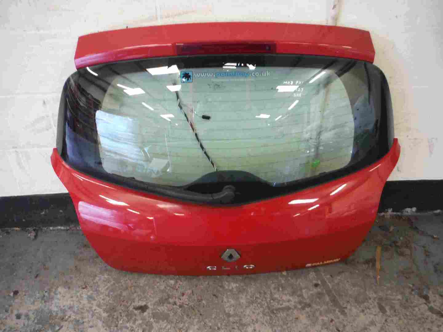 Renault Clio MK3 2005-2012 Rear Tailgate Boot Red OV727