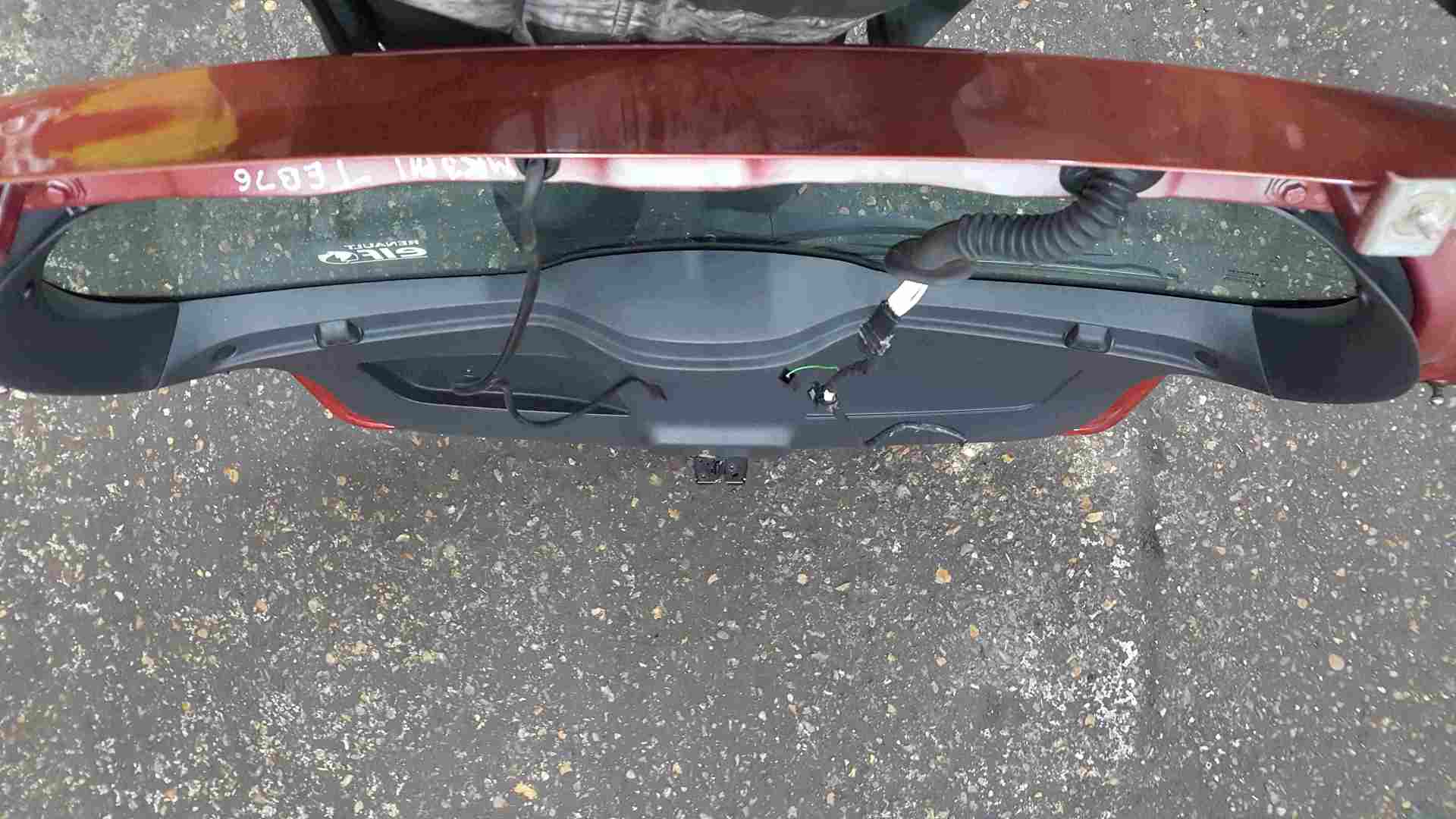 Renault Clio MK3 2005-2012 Rear Tailgate Boot Red TEB76