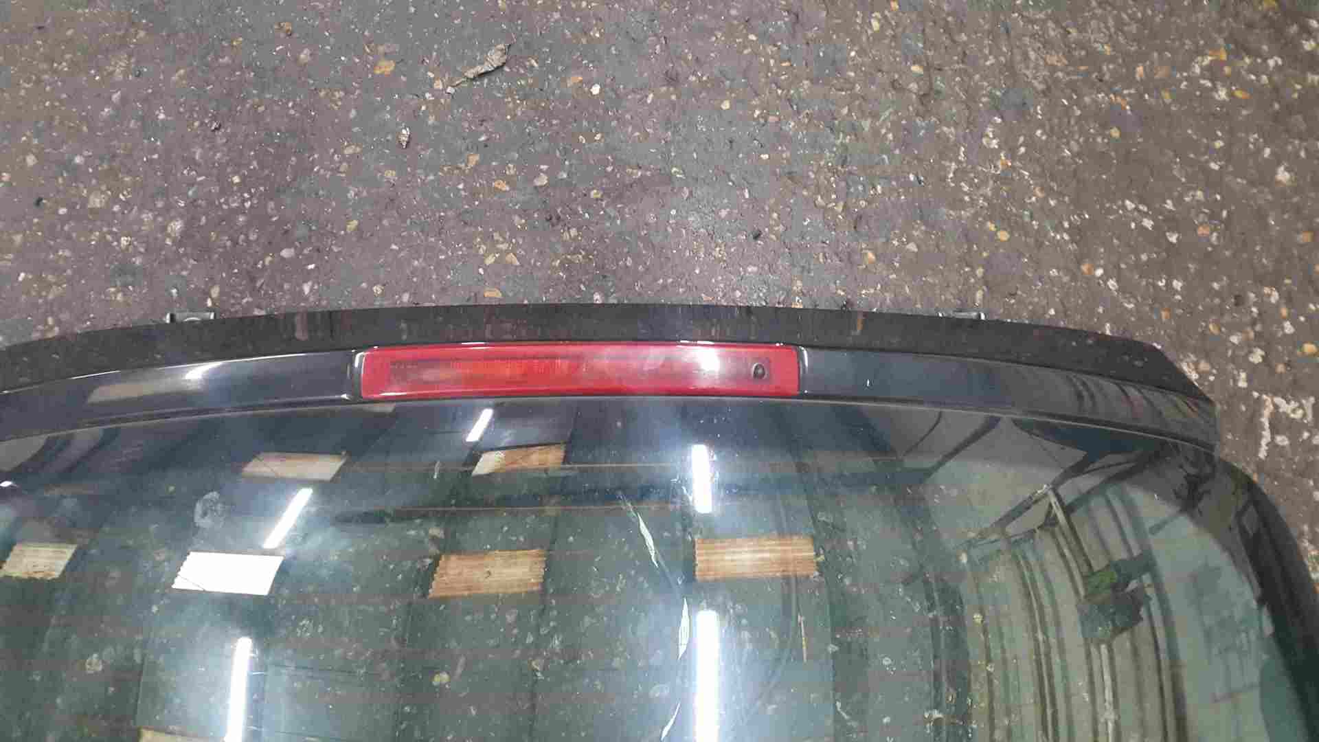 Thumb 3 Renault Clio MK3 2005-2012 Rear Tailgate Boot Black TEGNE tegne