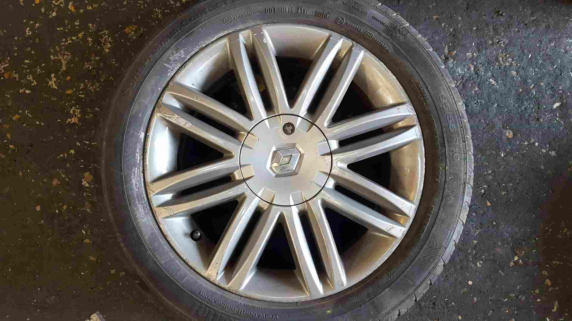 Thumb 5 Renault Clio MK3 2005-2012 Solonia Alloy Wheel Ampharosite 195 50 16 6Mm X 1 3/5