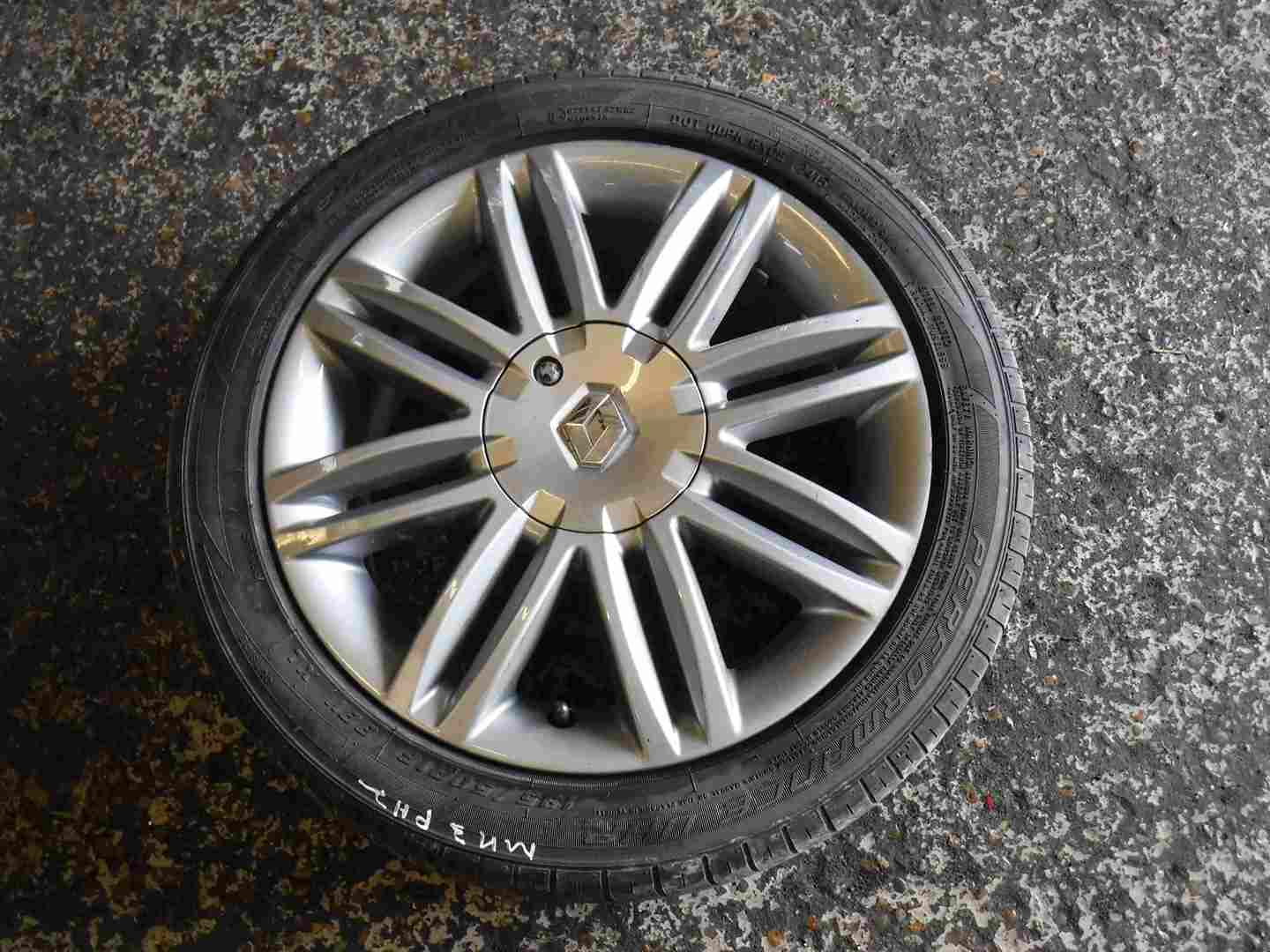 Renault Clio MK3 2005-2012 Solonia Alloy Wheel Ampharosite 195 50 16 7mm X 1 4/5